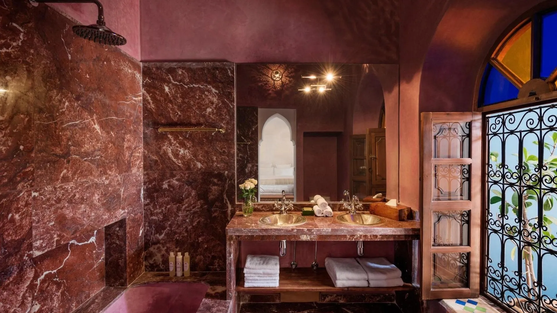 Riad Les Yeux Bleus Marrakesh Marruecos